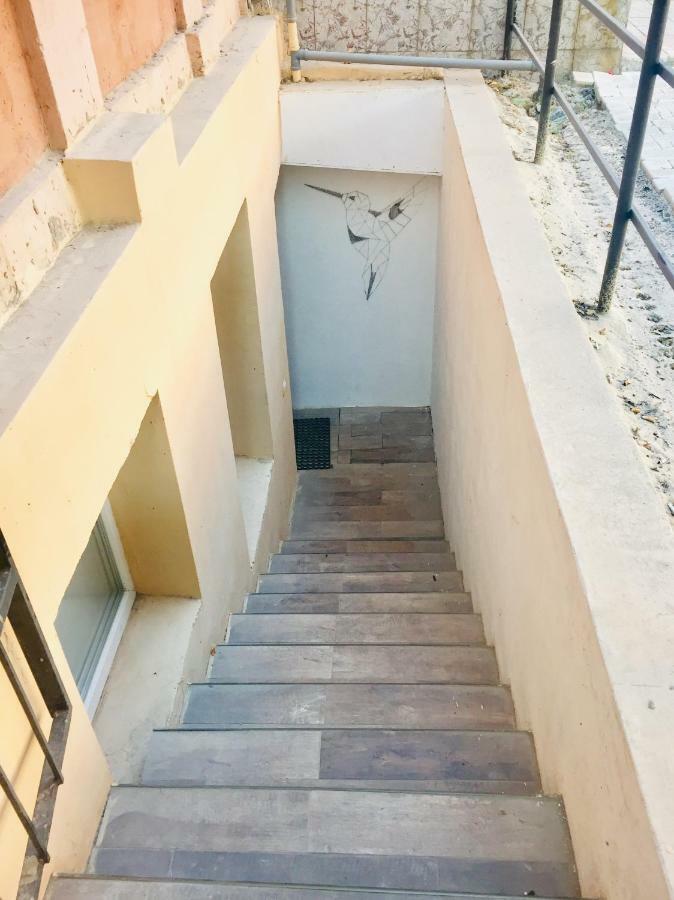 Cozy Underground Apartment At The Center Jersón Exterior foto